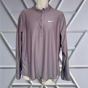 Nike Court Dri-FIT Advantage 1/2 Zip Tennis Top – Men’s L – Lavender